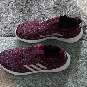 Adidas Cloudfoam slip on sneakers